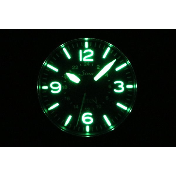 ジン　８５６Ｓ　ＵＴＣ　黒文字盤　ライト暗闇