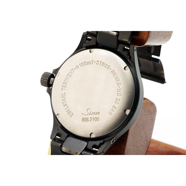 ジン　８５６Ｓ　ＵＴＣ　黒文字盤　裏面拡大