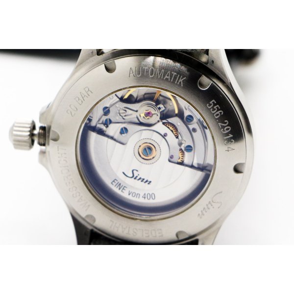 ジン　５５６　シトリンイエロー文字盤　裏面拡大