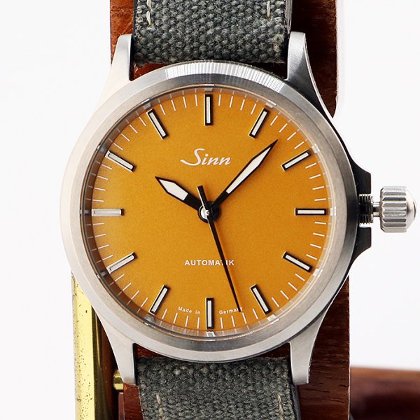 ジン　５５６　シトリンイエロー文字盤