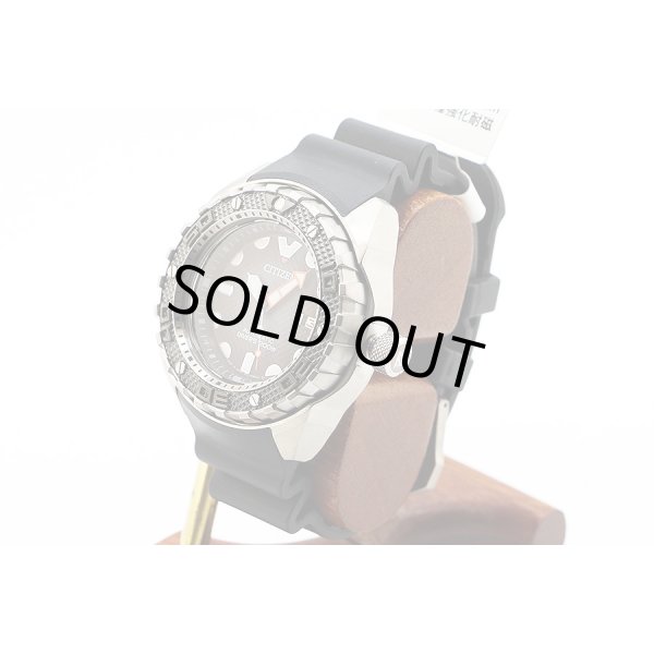 シチズン　プロマスター　メカダイバー２００　ＮＢ６００４－０８Ｅ　グレー文字盤　サイド