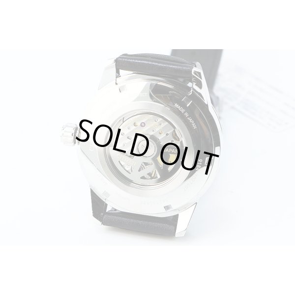 シチズン　コレクション　メカニカル　ＮＢ３０２０－０８Ａ　銀箔漆文字盤　裏面拡大