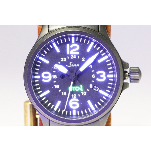 ジン　８５６Ｓ　ＵＴＣ　黒文字盤　ライト