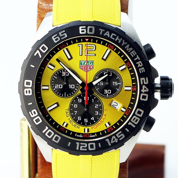 タグホイヤー　フォーミュラー１　クロノグラフ　ＣＡＺ１０１ＡＭ　黄色文字盤