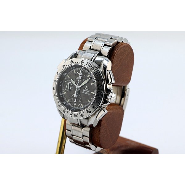 オメガ　スピードマスタースプリットセコンド　３８４０．５０　黒文字盤　サイド