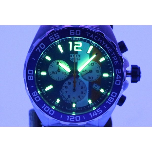 タグホイヤー　フォーミュラー１　クロノグラフ　ＣＡＺ１０１Ｎ　青ストライプ文字盤　ライト