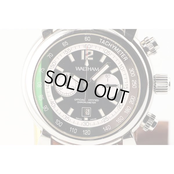 ウォルサム　フィダルゴ　クロノグラフ　黒文字盤　白リング　表面拡大