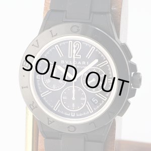 画像: ブルガリ ディアゴノマグネシウム クロノ DG42SMC CH 黒文字盤