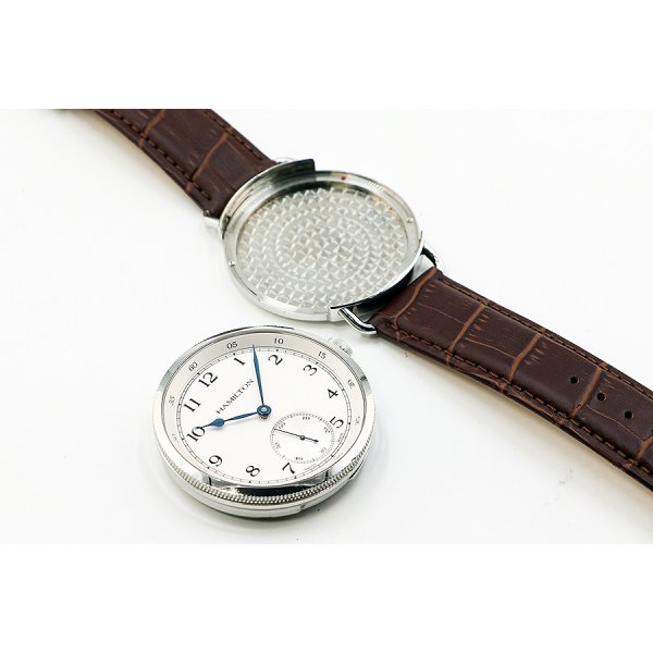 ハミルトン　カーキ　ネイビーパイオニア　Ｈ７８７１９５５３　銀文字盤　外したイメージ