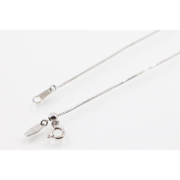 K18WG ダイアイリペンダントネックレス 0.44ct 4.60g　留め具外したイメージ