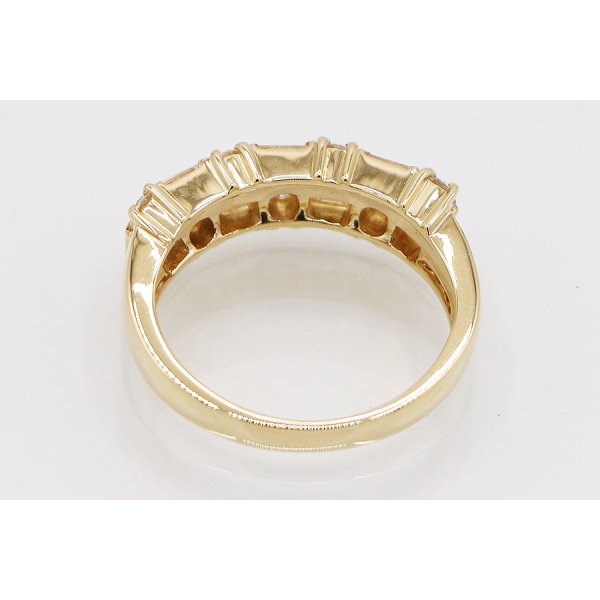 タサキ　K18 ダイアイリリング 0.94ct 4.40g　内側