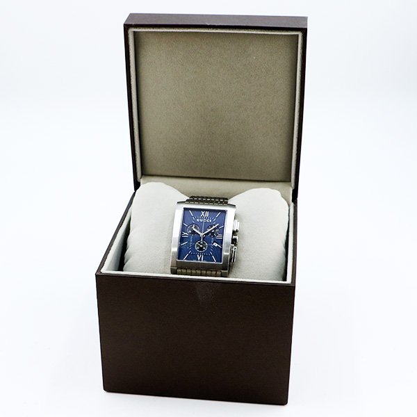 グッチ　Ｇメトロ　クロノグラフ　８６００Ｍ　紺文字盤　箱