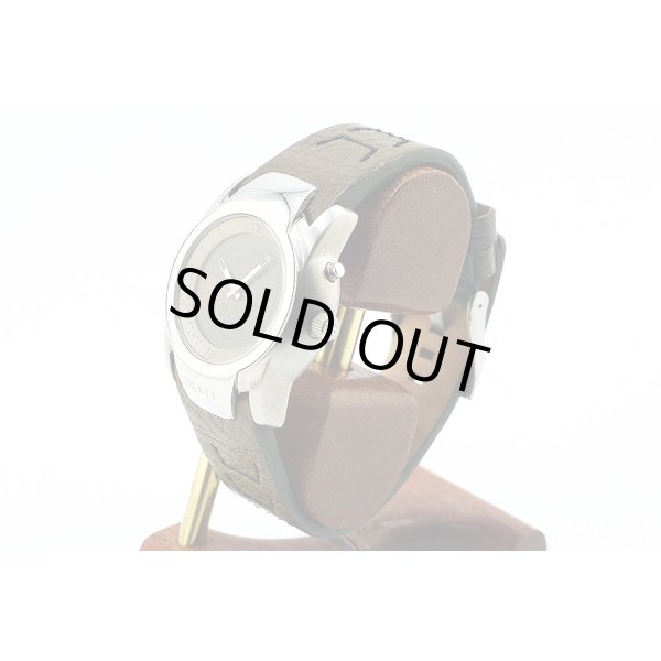 ディーゼル　ＤＺ４０２７　レーダー文字盤　サイド