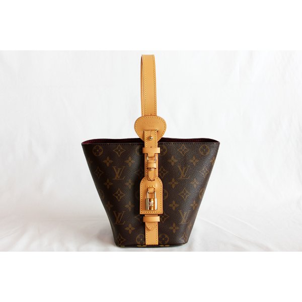 ルイ・ヴィトン　オール・インBB M12925
