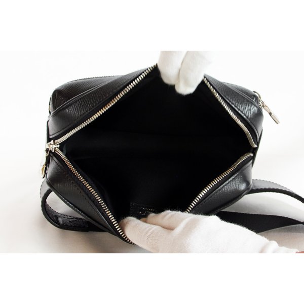 ルイ・ヴィトン　バムバッグ・アウトドア M30245　中身