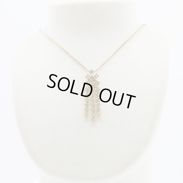 天空　K18 ダイアイリペンダントネックレス 2.91ct 0.06ct 14.00g　装着イメージ