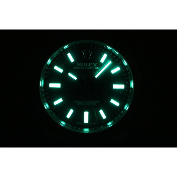 ロレックス　１１６４００ＧＶ　ミルガウス　黒文字盤　グリーンガラス　ライト暗闇