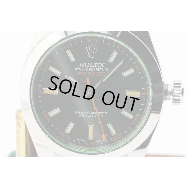 ロレックス　１１６４００ＧＶ　ミルガウス　黒文字盤　グリーンガラス　表面拡大