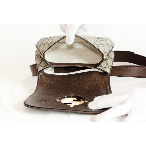 グッチ　ブロンディ ベルトバック 703807 525040 ベージュ／ブラウン　中身