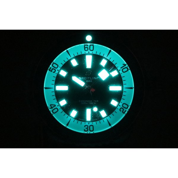 ブライトリング　スーパーオーシャン４６　Ａ１７３７８　黒／白文字盤　ライト暗闇