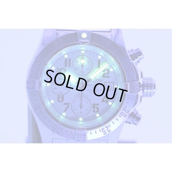 ブライトリング　アベンジャー　スカイランド　Ａ１３３８０　銀文字盤　ライト