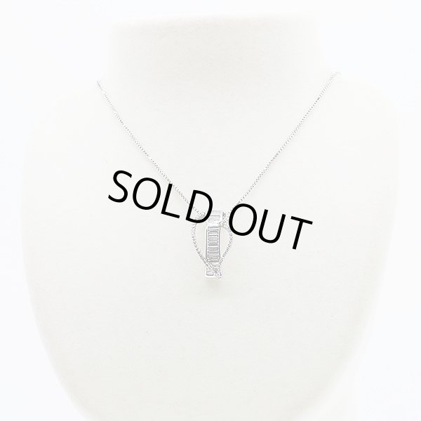 PT900/850 ダイアイリペンダントネックレス 1.50ct 13.20g　装着イメージ