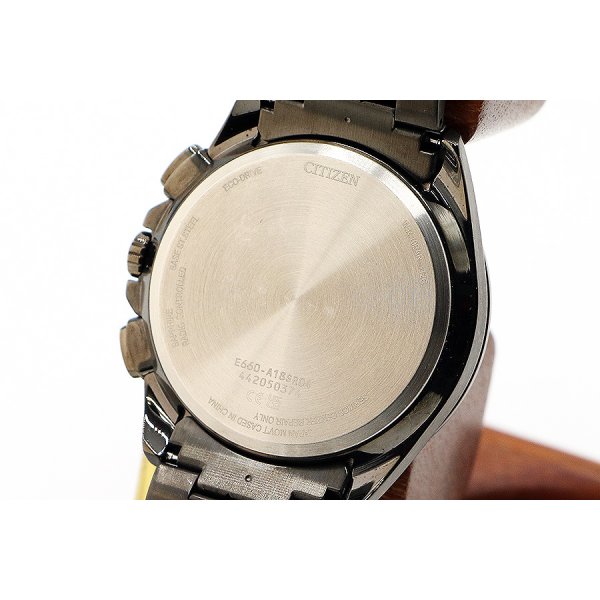 シチズン　コレクション　レイヤーオブタイム　ＣＢ５８７８－５６Ｅ　積層文字盤　裏面拡大