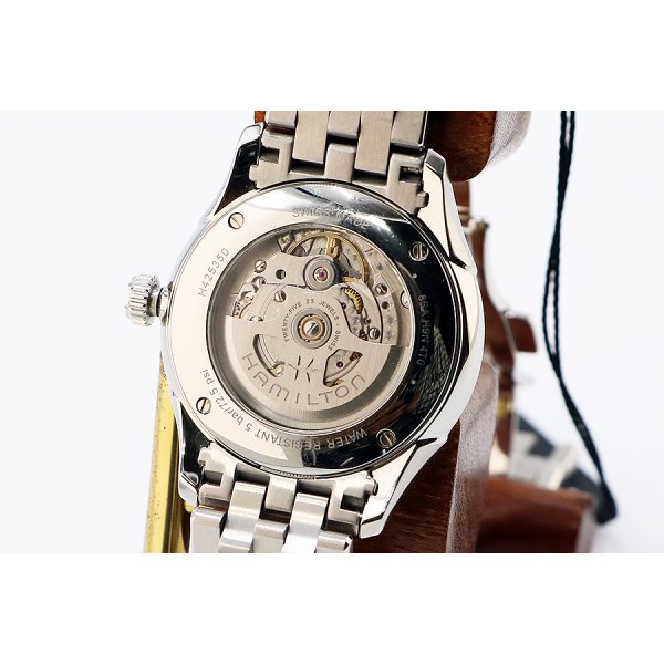 ハミルトン　ジャズマスター　Ｈ４２５３５０　紺文字盤　ローマンインデックス　裏面拡大