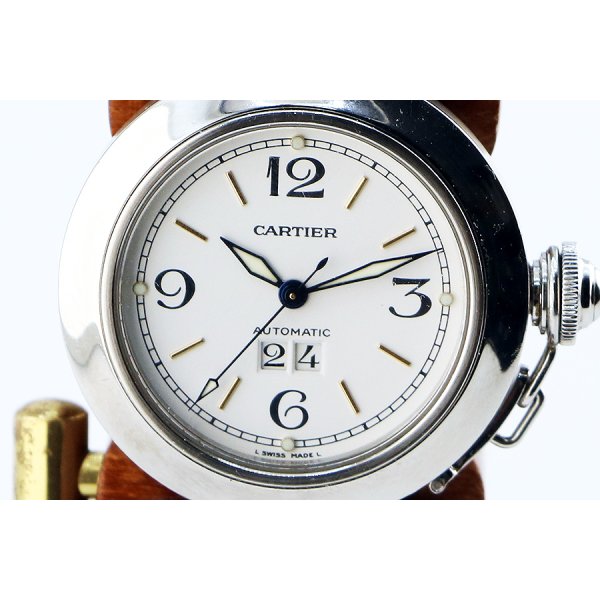 カルティエ　パシャＣ　ビックデイト　Ｗ３１０４４Ｍ７　白文字盤　表面拡大