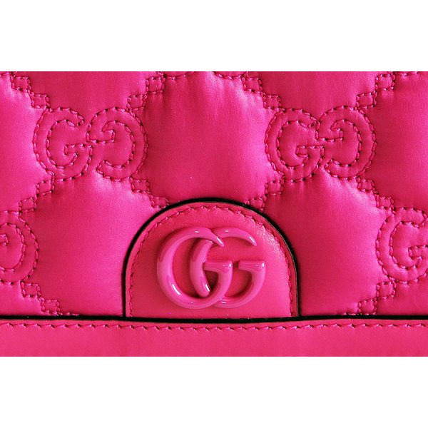 グッチ　2WAYミニショルダーバック 723777 1147 ピンク　表面拡大