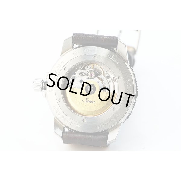 ジン　パイロットウォッチ　１０４　ＳＴ．ＳＡ　黒文字盤　裏面拡大