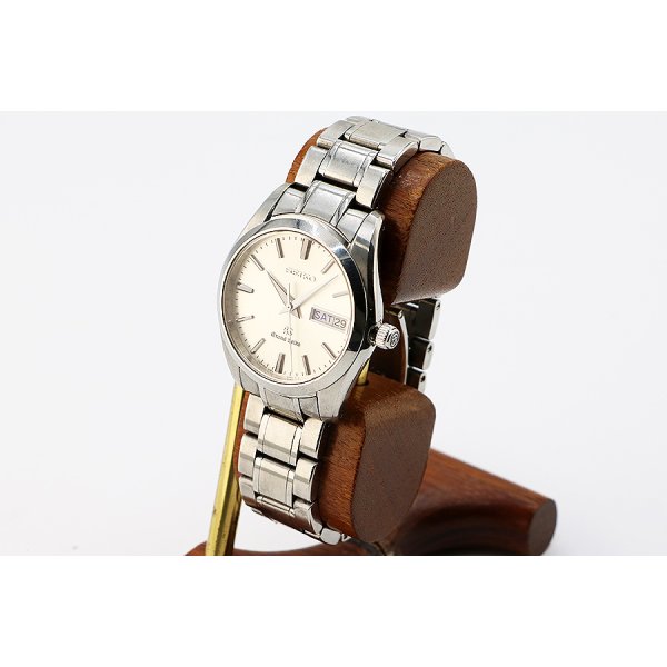 グランドセイコー　ＳＢＧＴ０３５　９Ｆ８３－０ＡＨ０　銀文字盤　サイド