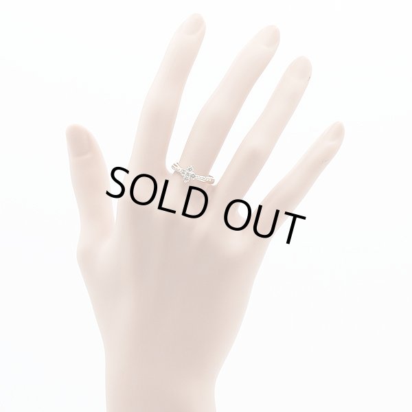 K18 ダイアイリリング 0.50ct 2.10g　装着イメージ