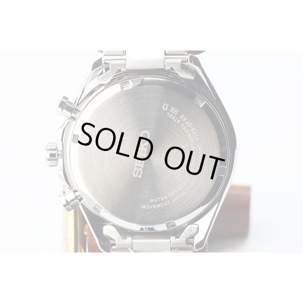 セイコー　ソーラークロノ　ＳＢＰＹ１６５　銀文字盤　黒インダイアル　裏面拡大