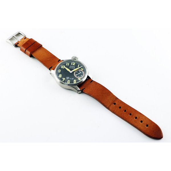 テッラチェロマーレ　ＴＣ７０４４ＡＣ３ＰＡ　フェラーリン　黒文字盤　革ベルト状態　表面