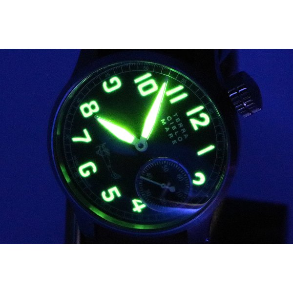 テッラチェロマーレ　ＴＣ７０４４ＡＣ３ＰＡ　フェラーリン　黒文字盤　ライト