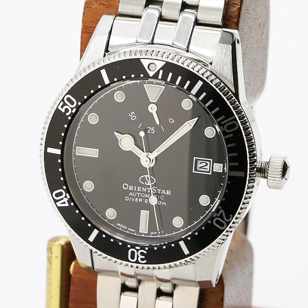オリエントスター　スポーツダイバー１９６４　ＲＫ－ＡＵ０６０１Ｂ　黒文字盤