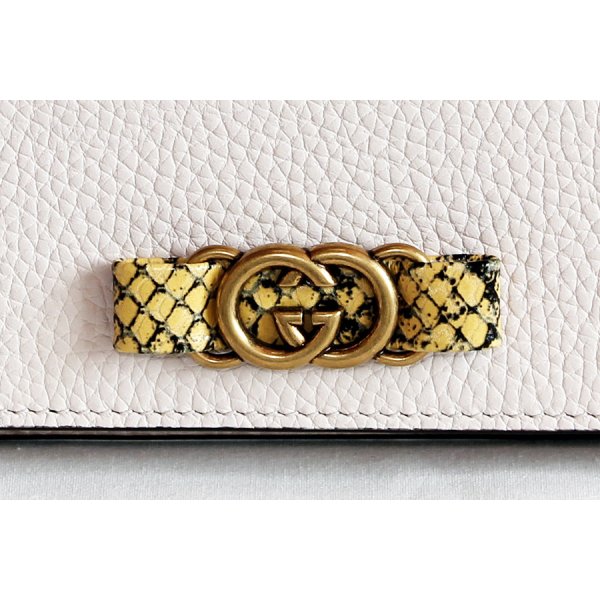 グッチ　インターロッキングG チェーンウォレット 746056 149 アイボリー　表面拡大