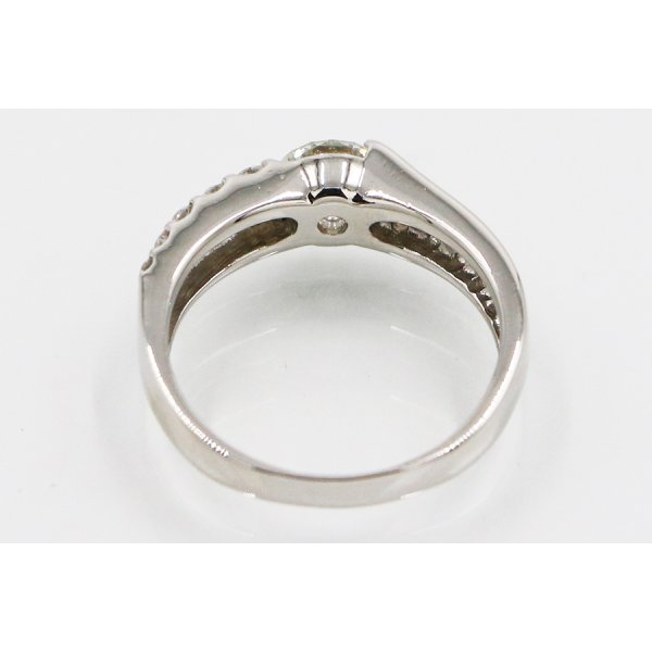 PT900 ダイアイリリング 0.700ct 0.30ct 5.10g　内側