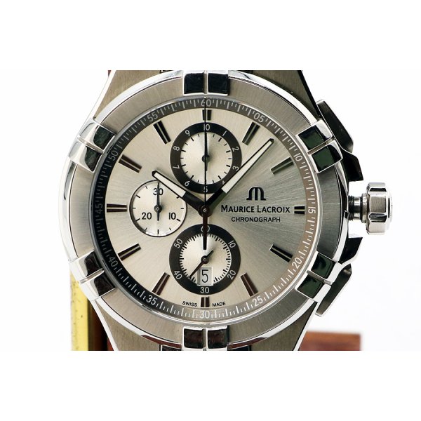 モーリス・ラクロア　アイコン　クロノグラフ　ＡＩ１０１８　銀文字盤　表面拡大
