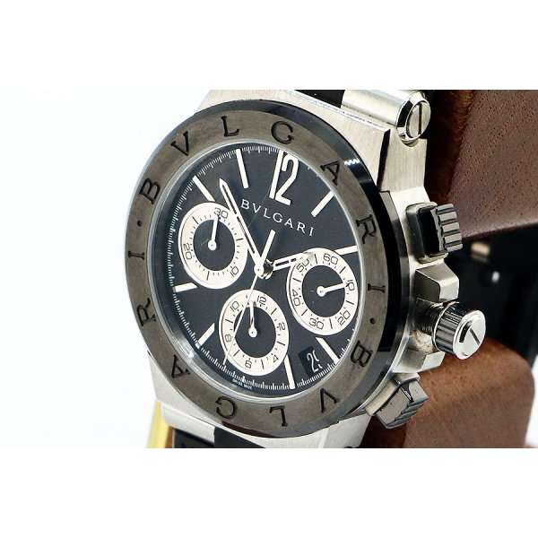 ブルガリ　ディアゴノクロノグラフ　ＤＧ３７ＳＳＣＨ　黒文字盤　サイド拡大