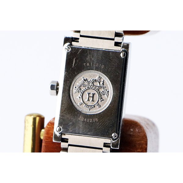 エルメス　タンデム　ＴＡ１．２１０　ピンクシェル文字盤　裏面拡大