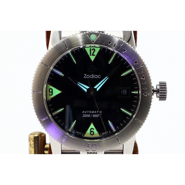 ゾディアック　スーパーシーウルフ５３　ＺＯ９２０１　黒文字盤　ライト
