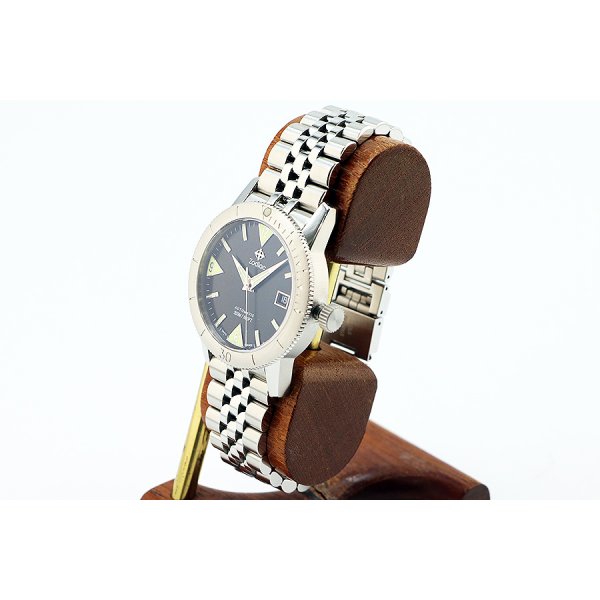 ゾディアック　スーパーシーウルフ５３　ＺＯ９２０１　黒文字盤　サイド