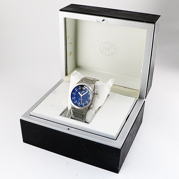 ＩＷＣ　アクアタイマー　ＩＷ３５４８０５　黒文字盤　２ツリューズ　箱