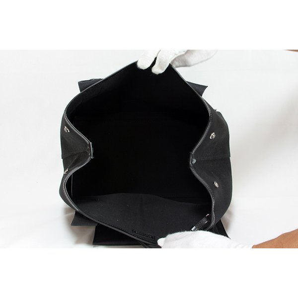 バレンシアガ　ネイビーカバスS 339933 ブラック　中身