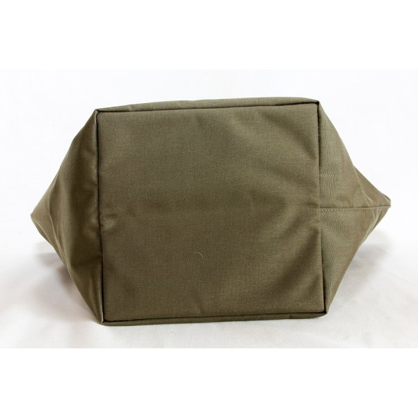 エルベシャプリエ　レザーハンドル舟型トートM 1407C トープ　底