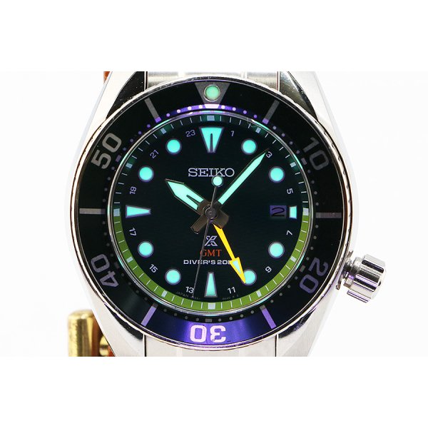 セイコー　プロスペックソーラーダイバーＧＭＴ　ＳＢＰＫ００１　緑文字盤　ライト