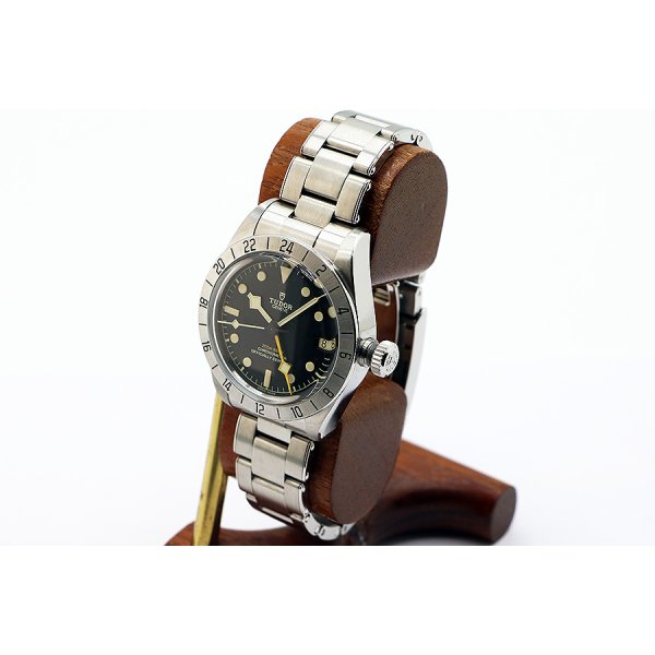 チューダー　ブラックベイプロ　ＧＭＴ　７９４７０　黒文字盤　サイド