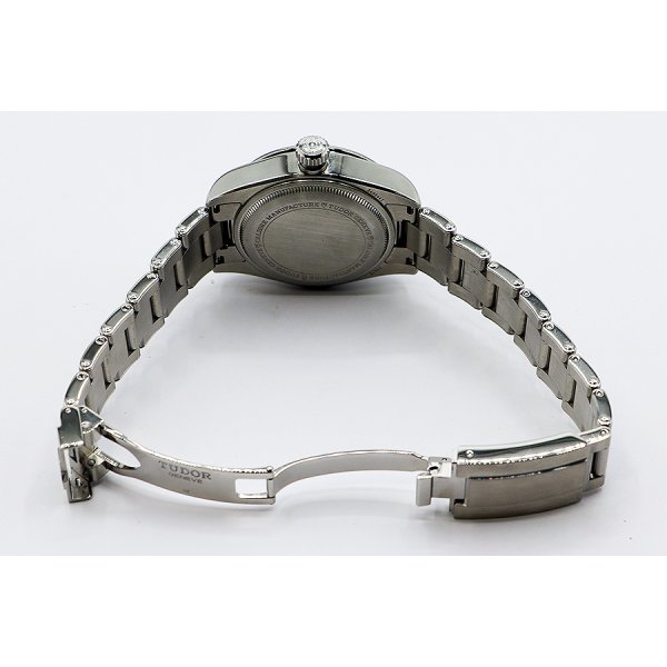 チューダー　ブラックベイプロ　ＧＭＴ　７９４７０　黒文字盤　ブレス